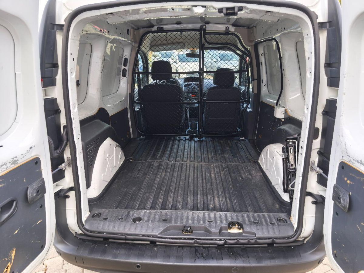 Renault Kangoo 1.5 dCi 90CV F.AP. 4p. Express (12)