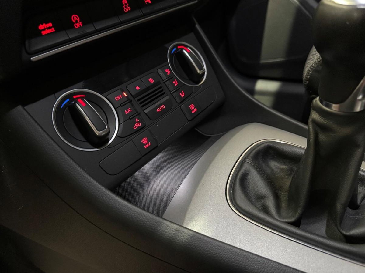 Audi Q3 2.0 TDI 150 CV quattro edition Sport (14)