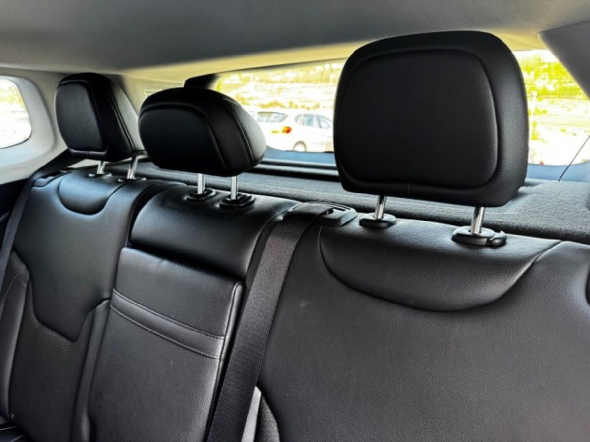 Jeep Compass 1.3 turbo t4 phev Trailhawk 4xe auto (16)