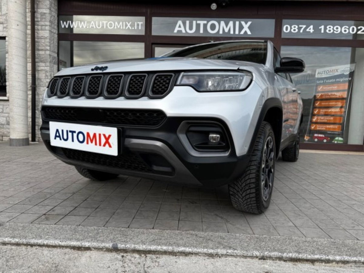 Jeep Compass 1.3 turbo t4 phev Trailhawk 4xe auto (3)