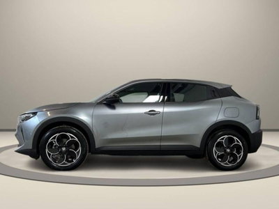 Alfa Romeo Junior elettrica Intensa 156cv (3)