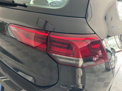 Volkswagen Golf 1.5 TGI DSG Life (17)