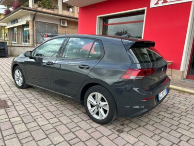 Volkswagen Golf 1.5 TGI DSG Life (4)