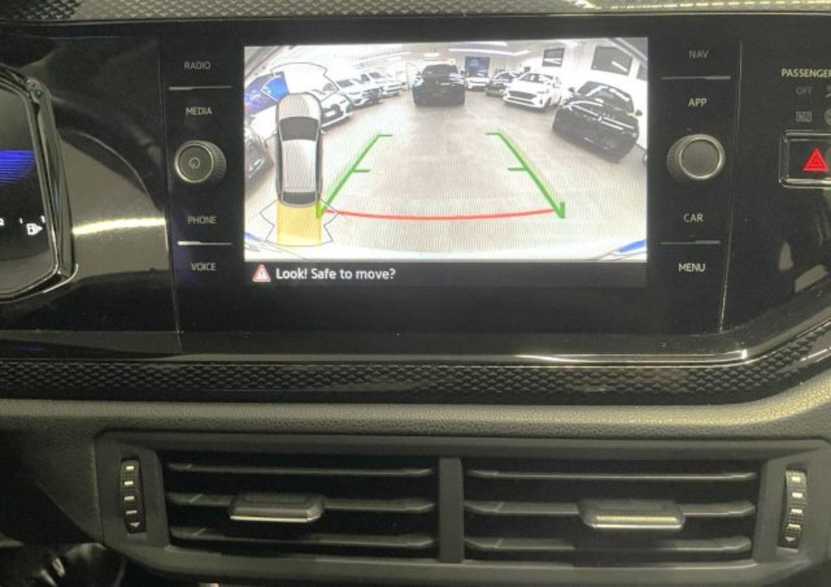 Volkswagen Taigo 1.0 TSI 110 CV DSG Life (2)