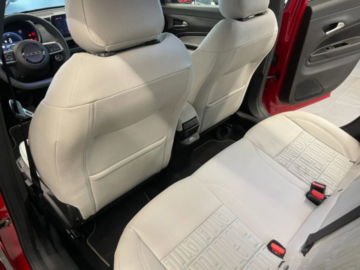 Fiat 600 1.2 hybrid La Prima 110cv auto (8)