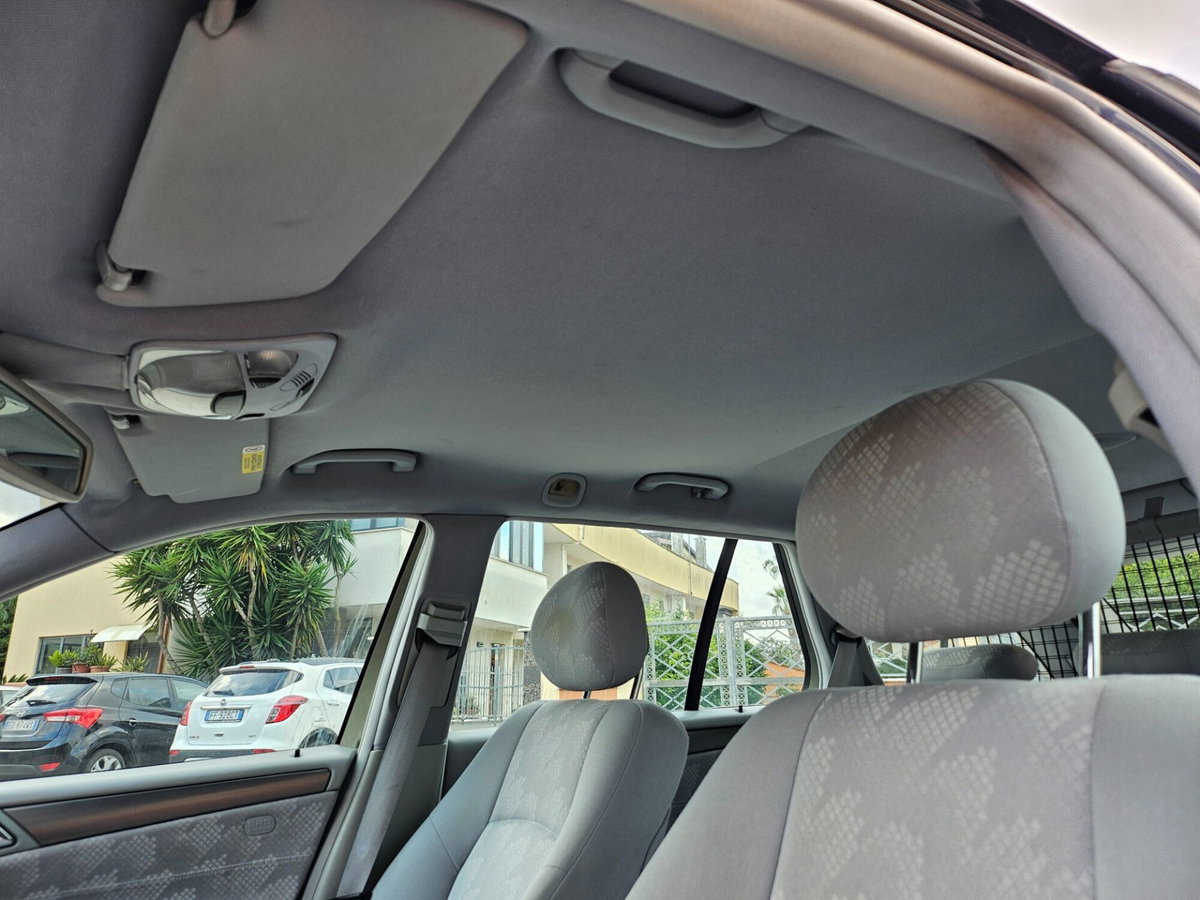 Mercedes-Benz Classe C Station Wagon 220 CDI cat Avantgarde Kubanite (17)
