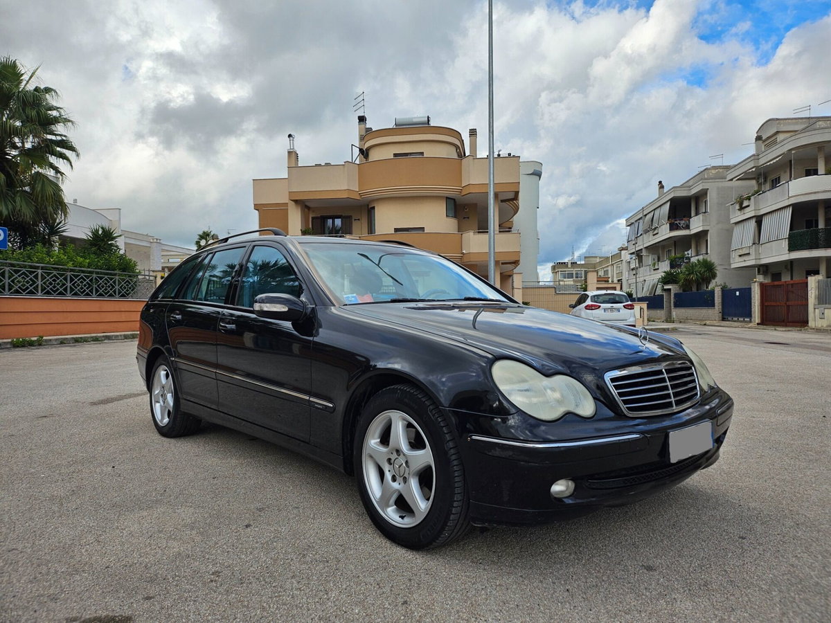 Mercedes-Benz Classe C Station Wagon 220 CDI cat Avantgarde Kubanite (3)