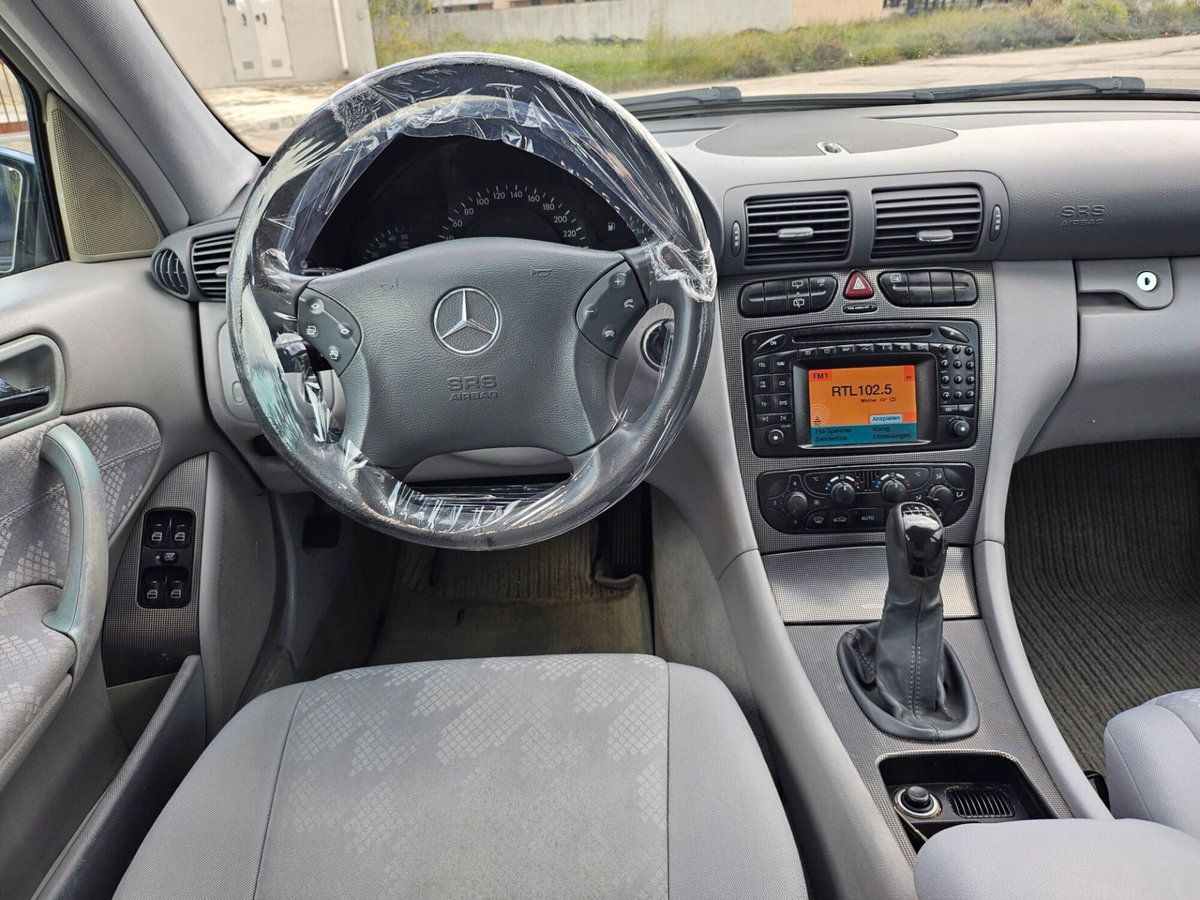 Mercedes-Benz Classe C Station Wagon 220 CDI cat Avantgarde Kubanite (6)