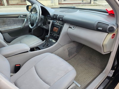 Mercedes-Benz Classe C Station Wagon 220 CDI cat Avantgarde Kubanite (8)