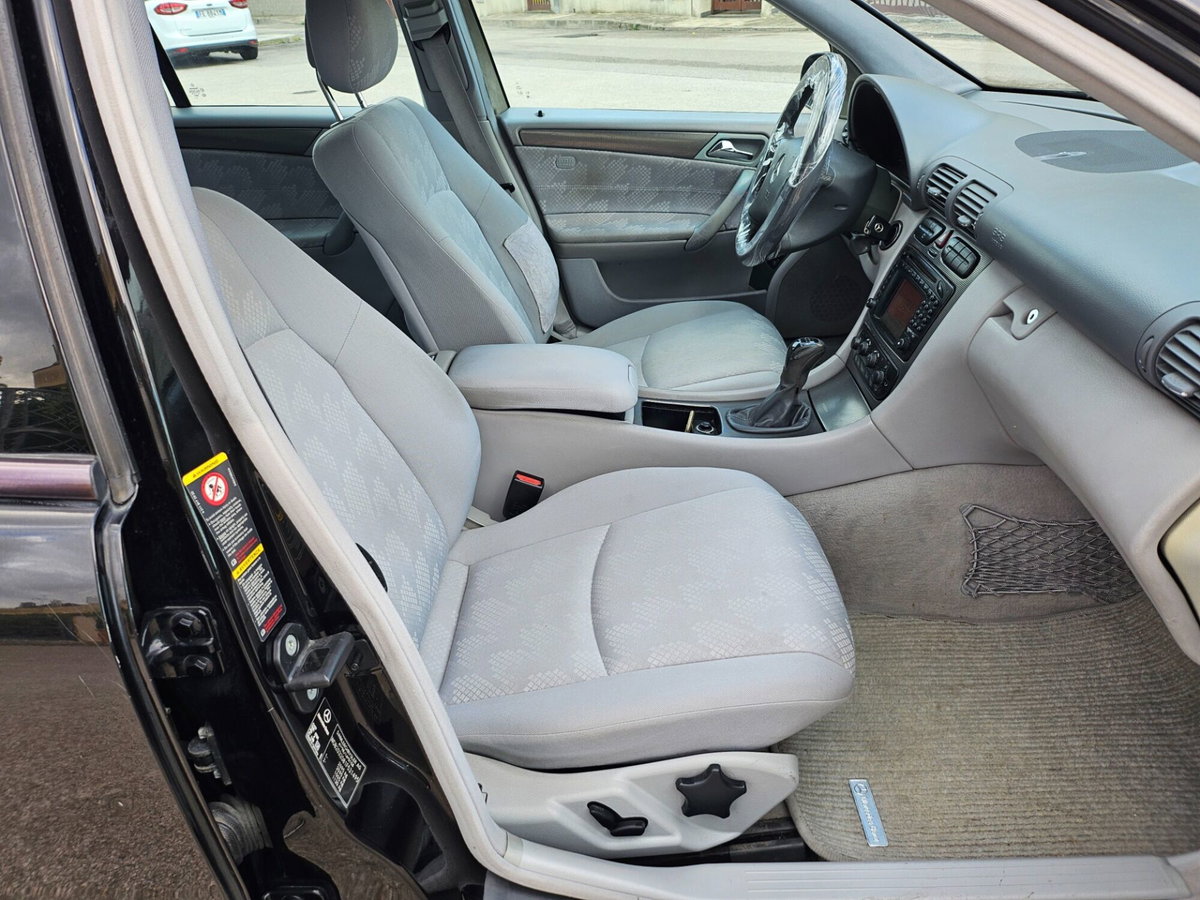 Mercedes-Benz Classe C Station Wagon 220 CDI cat Avantgarde Kubanite (9)