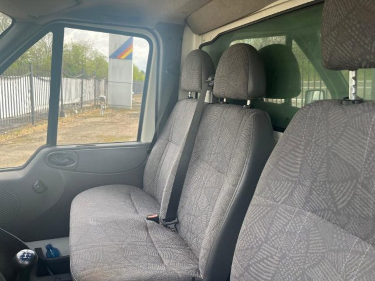 Ford Transit Van Telaio 330 2.4 TD/90 cat PM Cabinato (2)