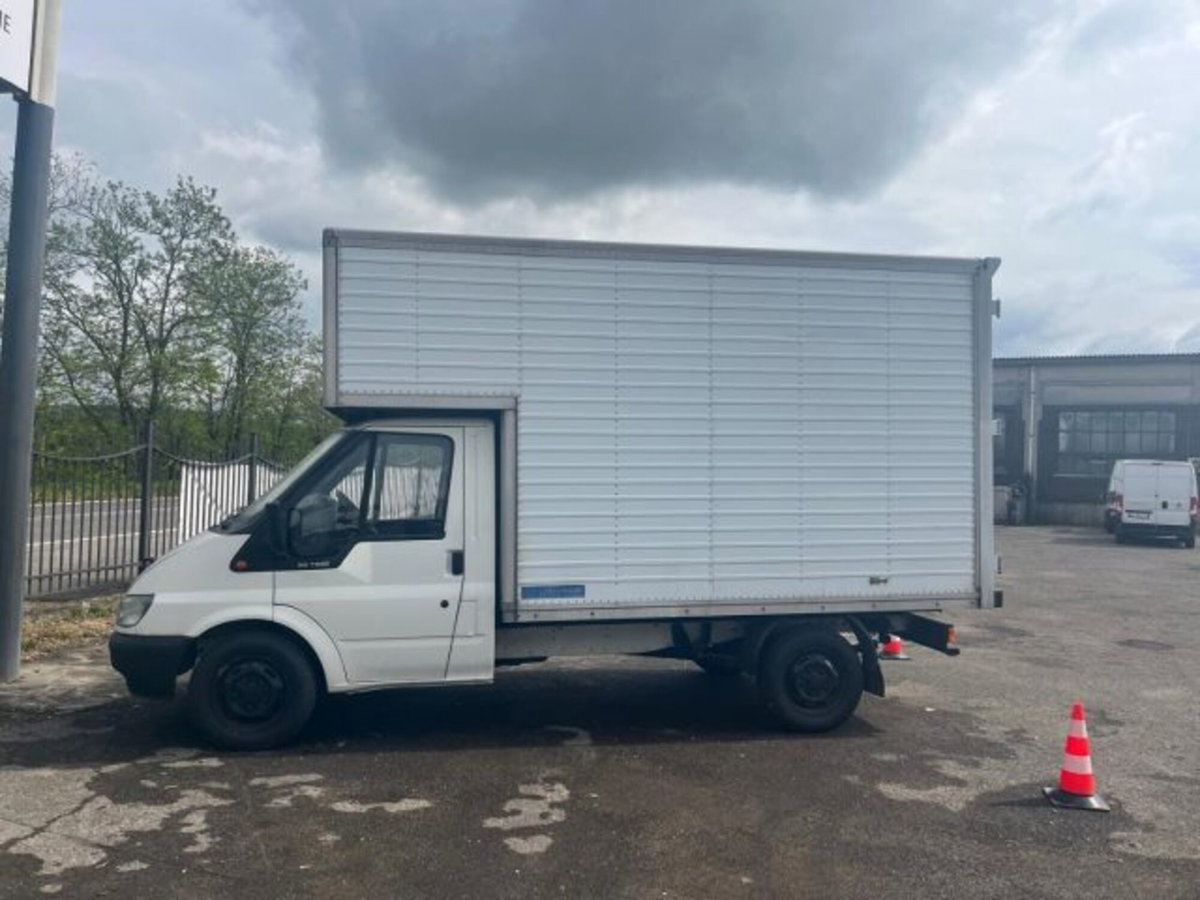 Ford Transit Van Telaio 330 2.4 TD/90 cat PM Cabinato (5)