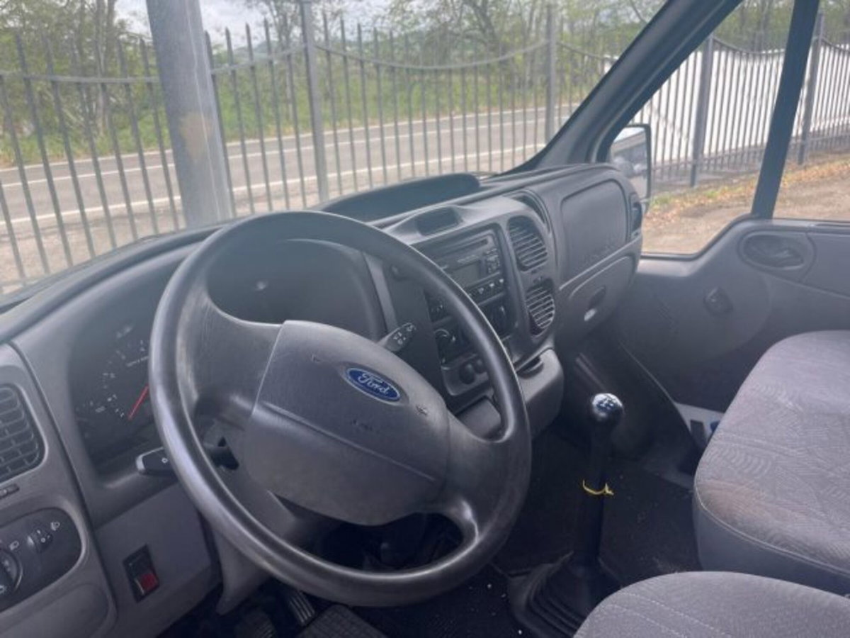 Ford Transit Van Telaio 330 2.4 TD/90 cat PM Cabinato (6)