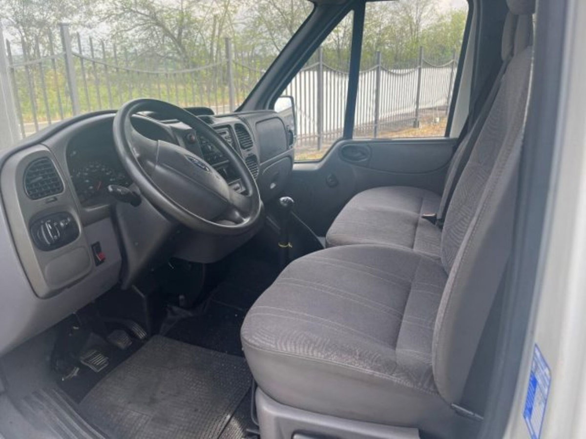 Ford Transit Van Telaio 330 2.4 TD/90 cat PM Cabinato (7)