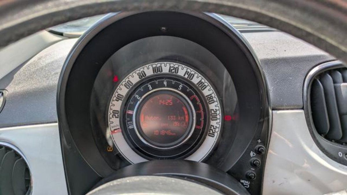 Fiat 500 1.2 Lounge (8)