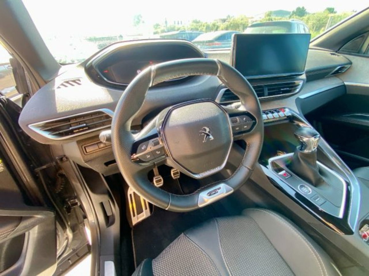 Peugeot 3008 PureTech Turbo 130 S&S GT (12)