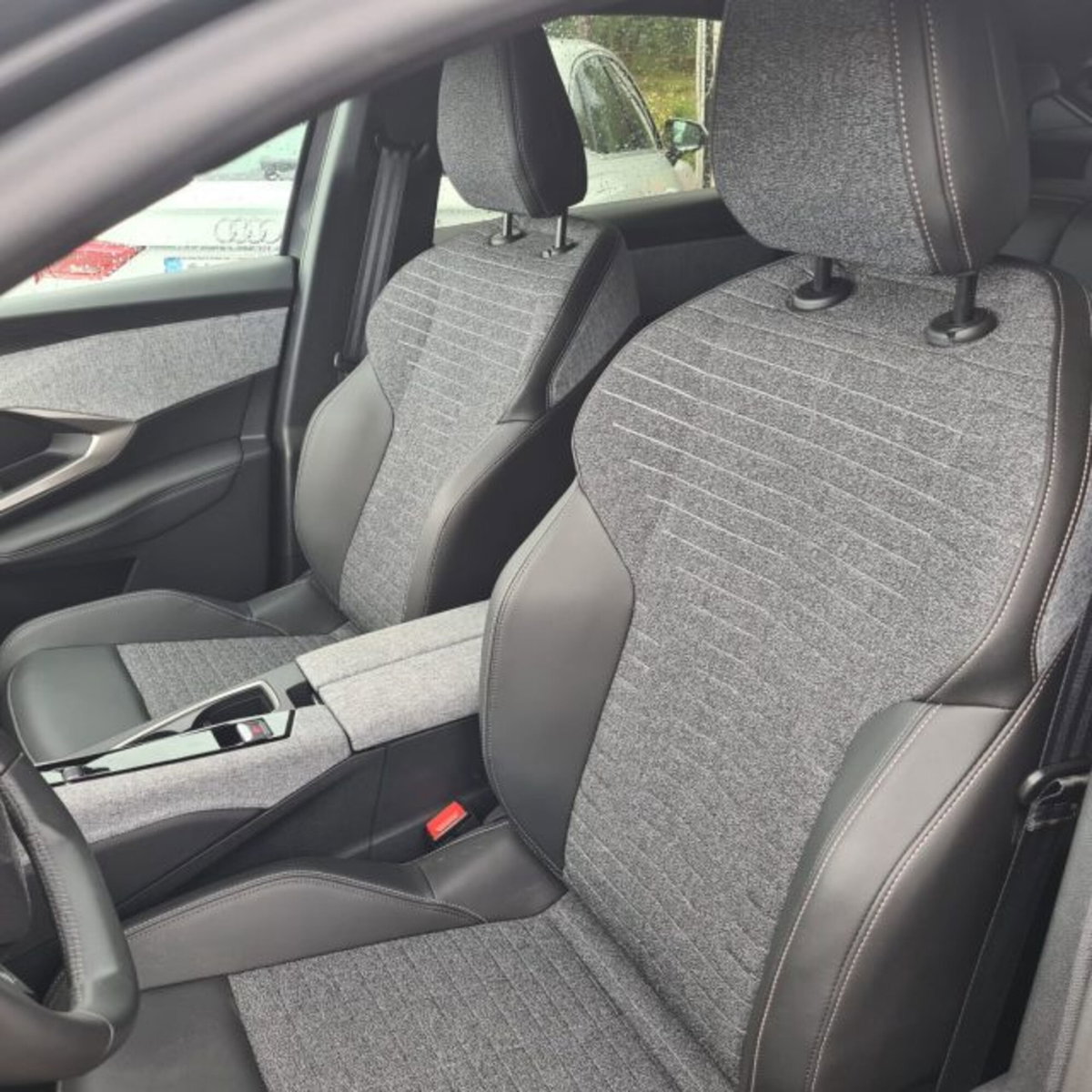 Peugeot 3008 1.2 hybrid 48V Allure Pack 136cv e-dcs6 (12)