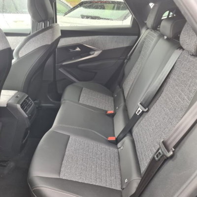 Peugeot 3008 1.2 hybrid 48V Allure Pack 136cv e-dcs6 (14)