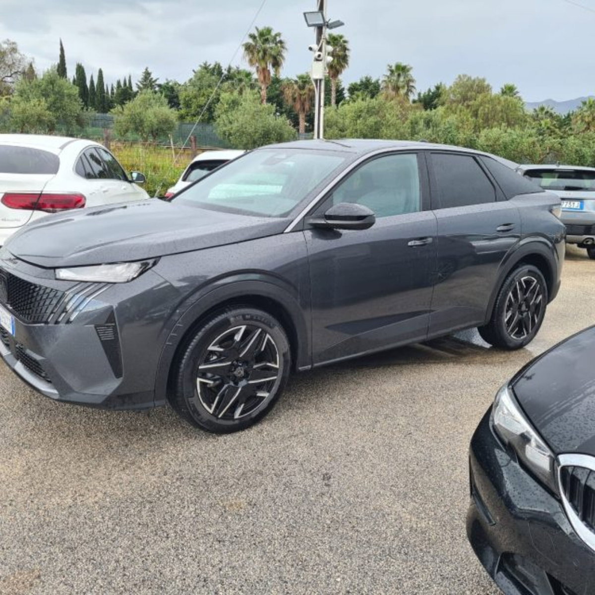 Peugeot 3008 1.2 hybrid 48V Allure Pack 136cv e-dcs6 (4)