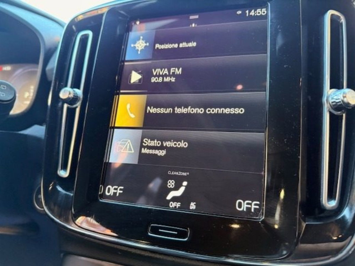 Volvo XC40 T5 Recharge Plug-in Hybrid R-design (11)