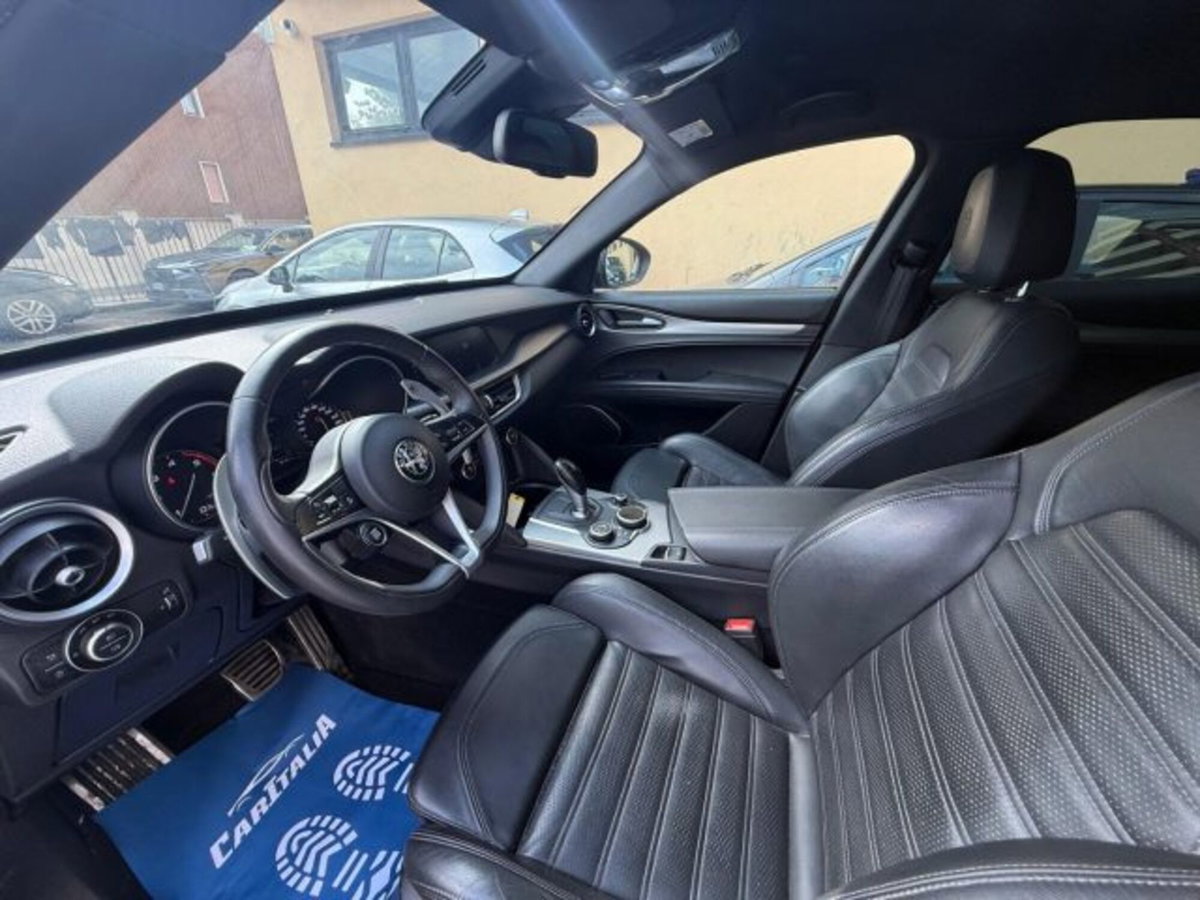 Alfa Romeo Stelvio Stelvio 2.2 Turbodiesel 210 CV AT8 Q4 Executive (6)