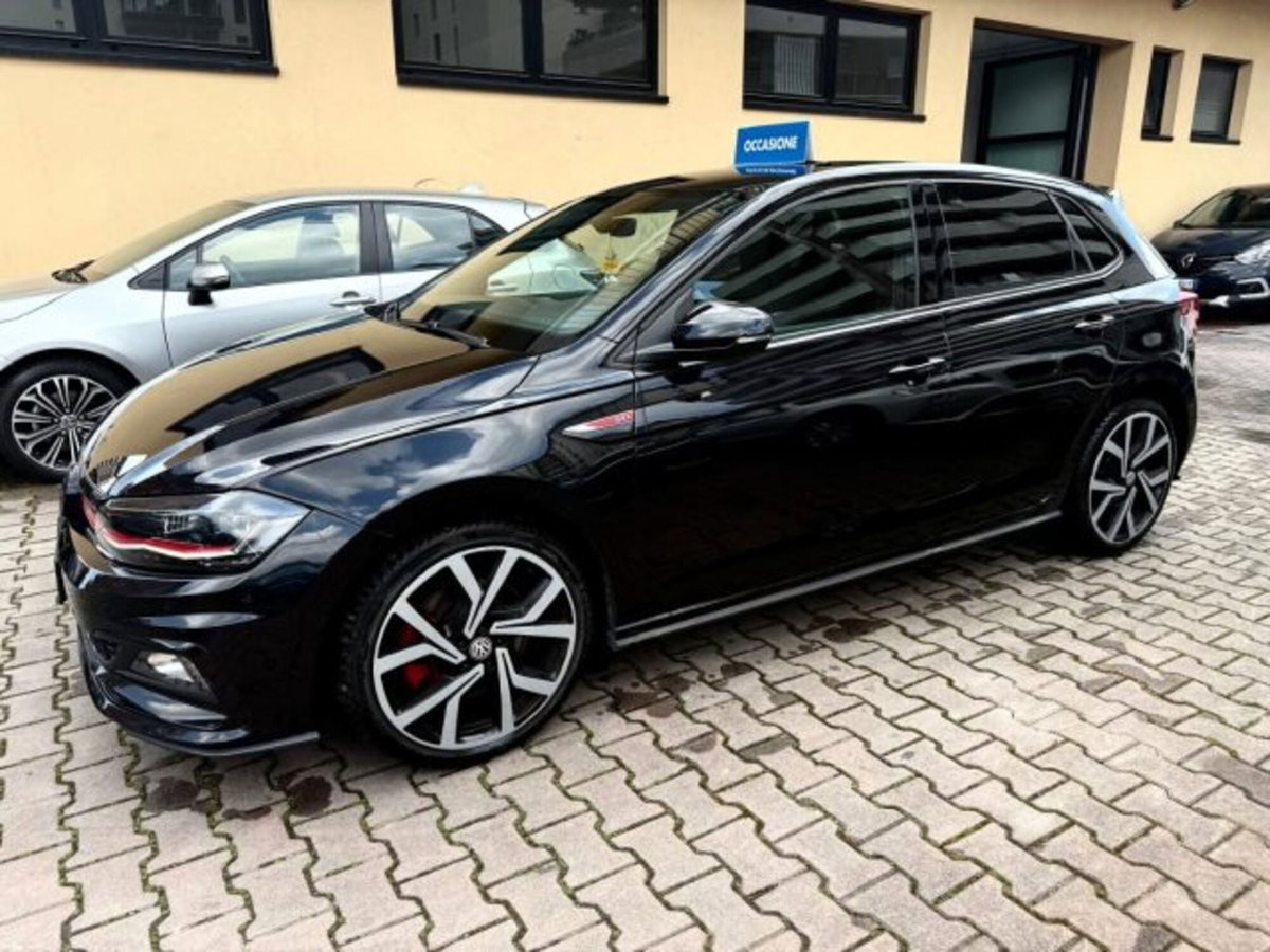 Volkswagen Polo 2.0 TSI DSG GTI BlueMotion Technology (2)