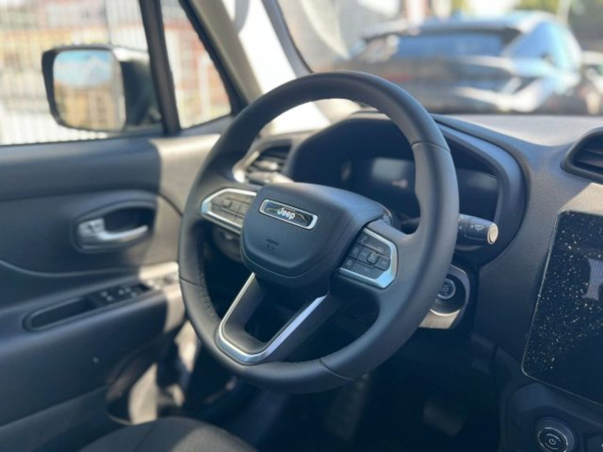 Jeep Renegade 1.5 turbo t4 mhev Summit 2wd dct (9)
