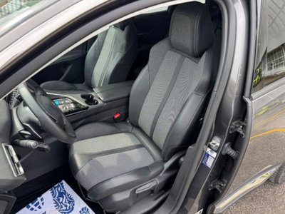 Peugeot 3008 BlueHDi 130 S&S EAT8 Allure Pack (11)