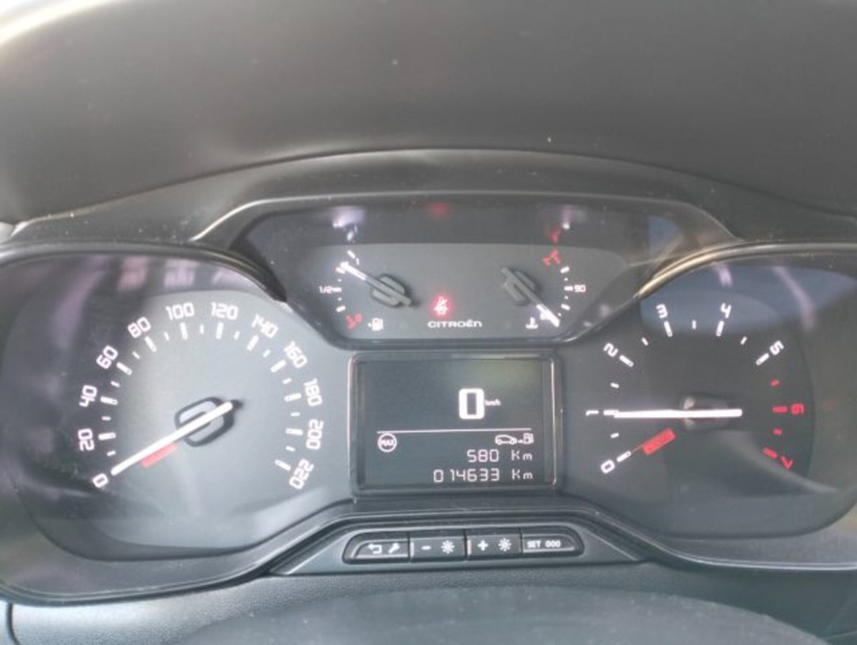 Citroen C3 PureTech 83 S&S Shine (8)
