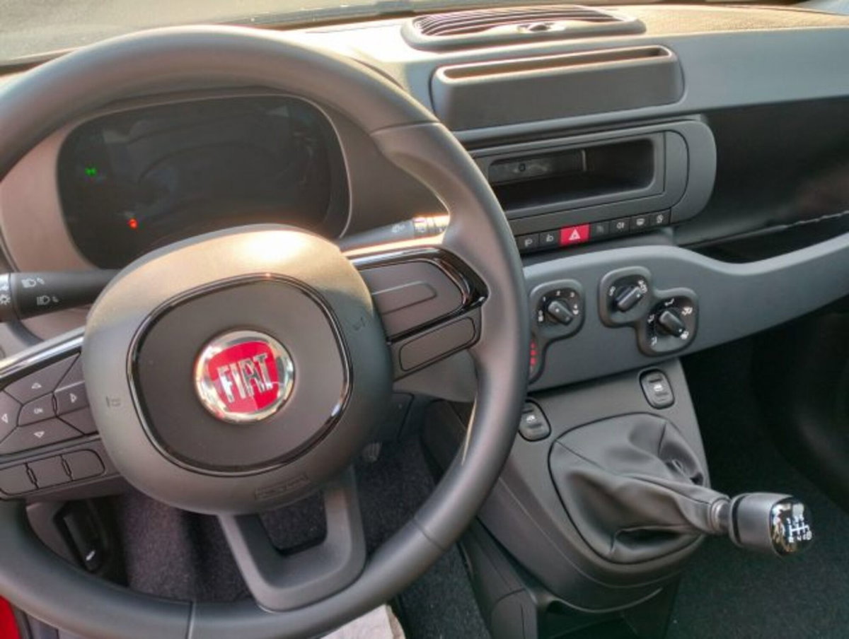Fiat Panda 1.0 firefly hybrid s&s 70cv 5p.ti (4)