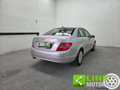 Mercedes-Benz Classe C 180 BlueEFFICIENCY Elegance (11)