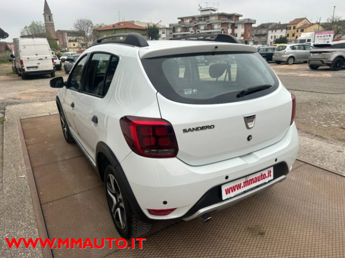 Dacia Sandero Stepway 1.5 Blue dCi 95 CV Comfort (4)