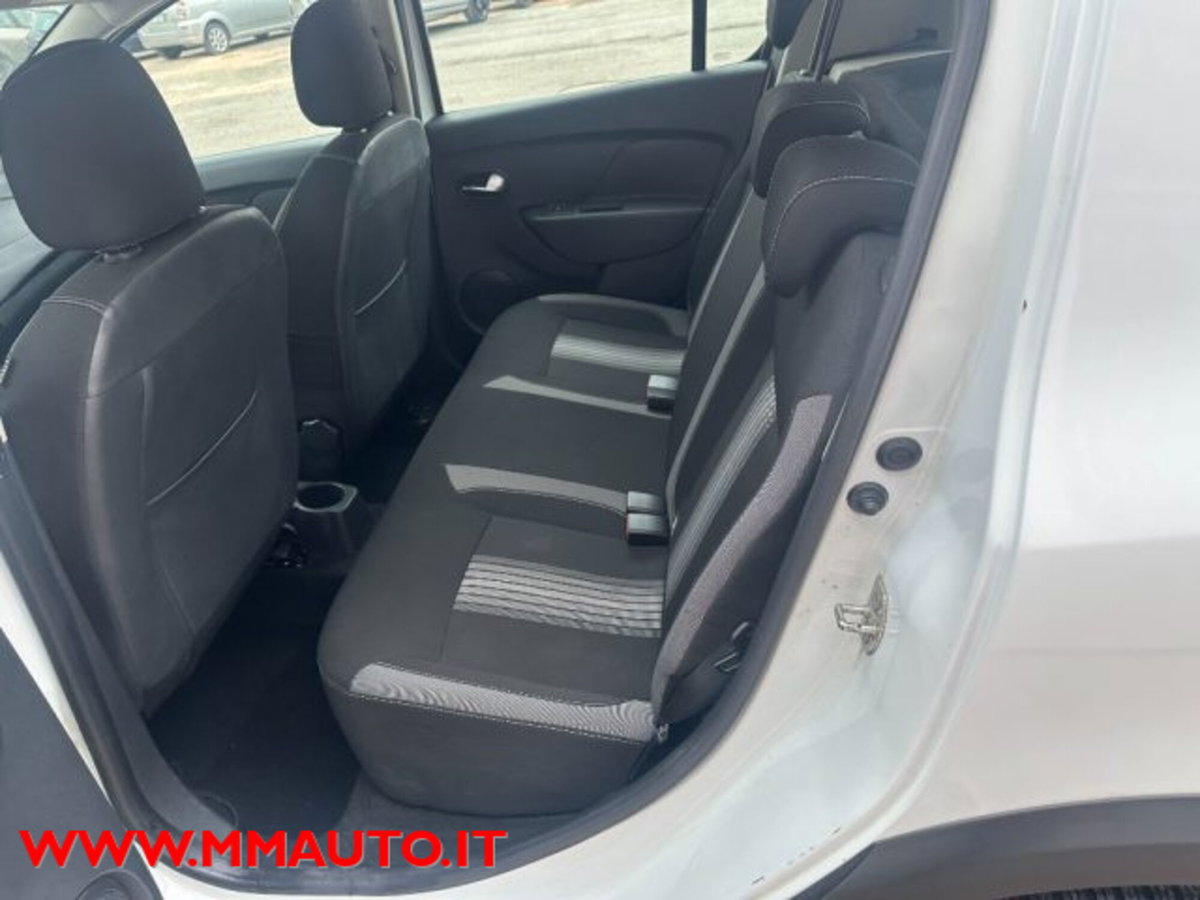 Dacia Sandero Stepway 1.5 Blue dCi 95 CV Comfort (8)