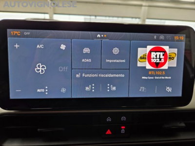 Jeep Avenger 1.2 turbo e-hybrid mhev Upland 4xe 145cv edct6 (14)
