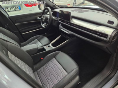 Jeep Avenger 1.2 turbo e-hybrid mhev Upland 4xe 145cv edct6 (9)
