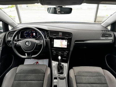 Volkswagen Golf Variant 1.6 TDI 115 CV DSG Highline BlueMotion Tech. (7)