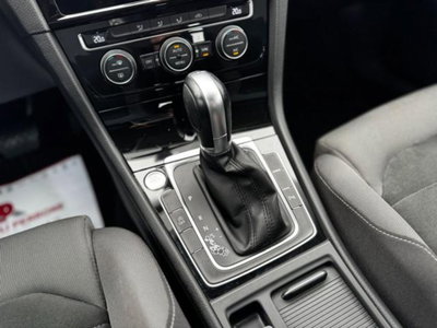 Volkswagen Golf Variant 1.6 TDI 115 CV DSG Highline BlueMotion Tech. (20)