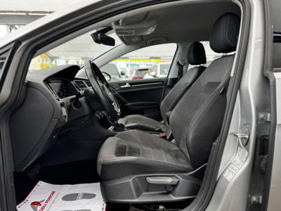 Volkswagen Golf Variant 1.6 TDI 115 CV DSG Highline BlueMotion Tech. (6)