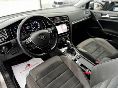 Volkswagen Golf Variant 1.6 TDI 115 CV DSG Highline BlueMotion Tech. (5)