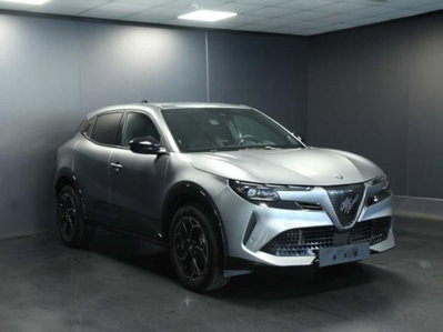 Alfa Romeo Junior 1.2 ibrida 145cv edct6 (4)