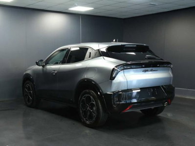 Alfa Romeo Junior 1.2 ibrida 145cv edct6 (9)