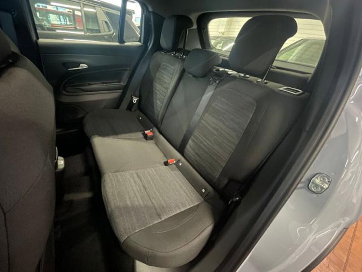 Jeep Avenger 1.2 turbo Longitude fwd 100cv (13)