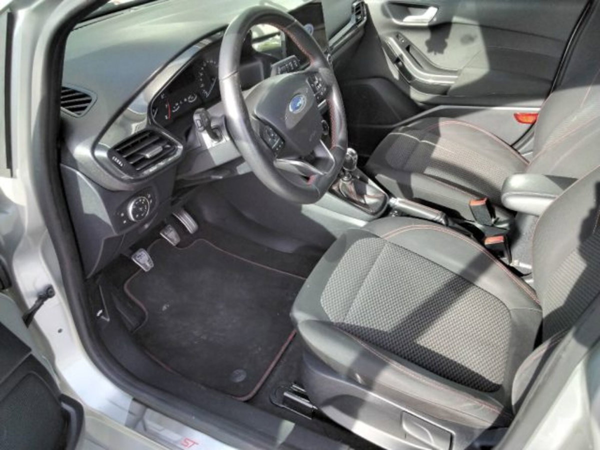 Ford Fiesta 1.0 Ecoboost Hybrid 125 CV 5 porte ST-Line X (12)