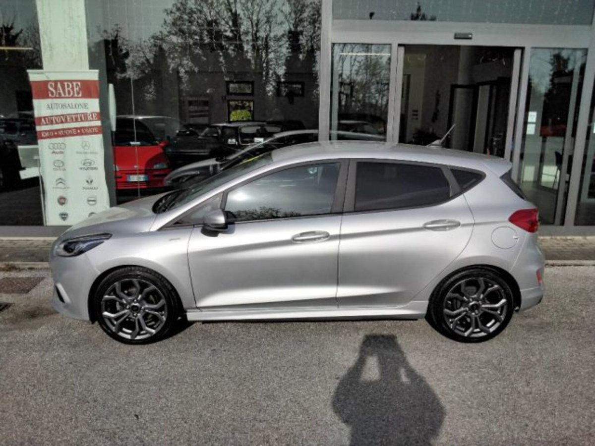 Ford Fiesta 1.0 Ecoboost Hybrid 125 CV 5 porte ST-Line X (9)