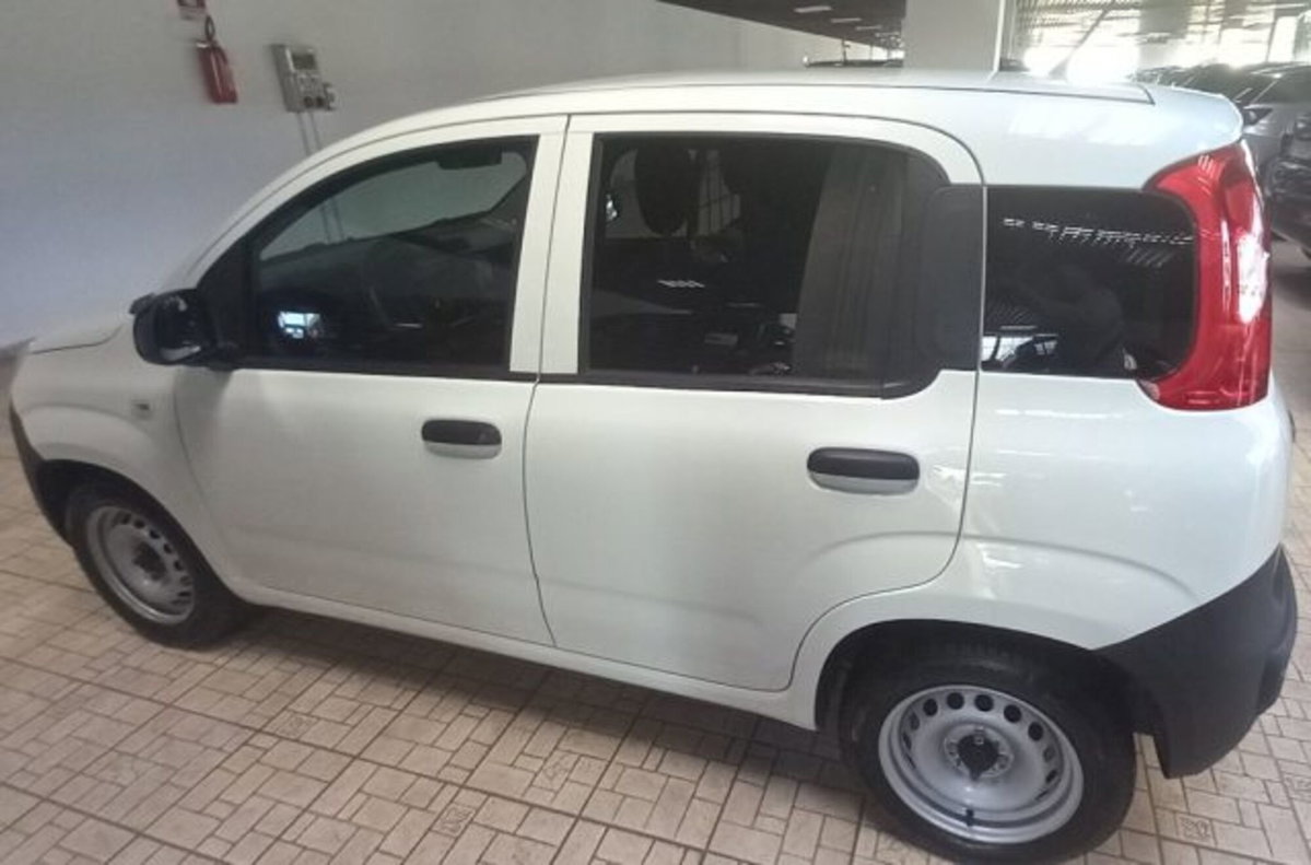 Fiat Panda 1.0 firefly hybrid s&s 70cv 5p.ti (4)