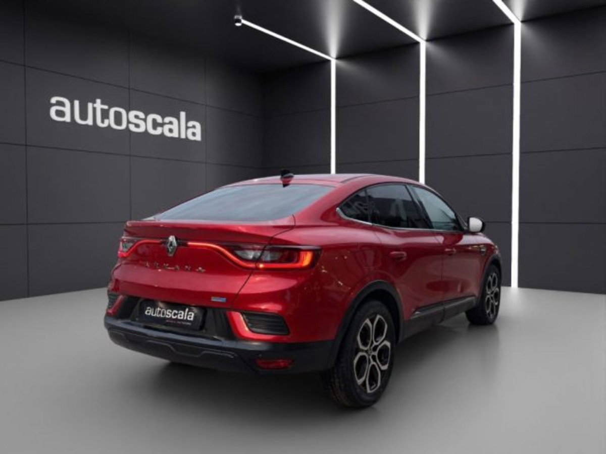 Renault Arkana E-Tech 145 CV Intens (5)
