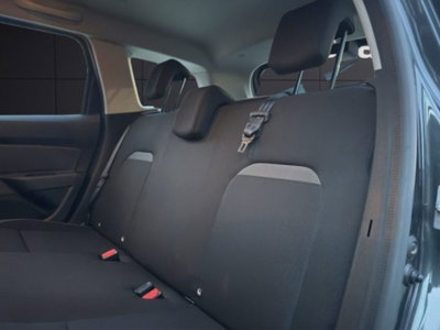 Dacia Duster 1.0 TCe 100 CV ECO-G 4x2 Essential (13)