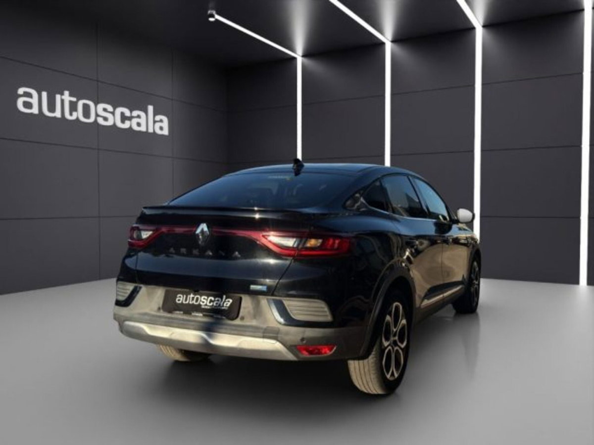 Renault Arkana E-Tech 145 CV Intens (5)