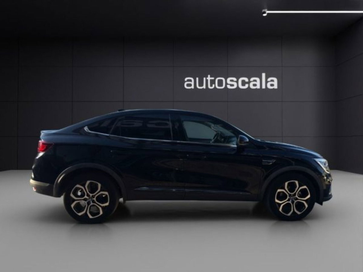 Renault Arkana E-Tech 145 CV Intens (6)