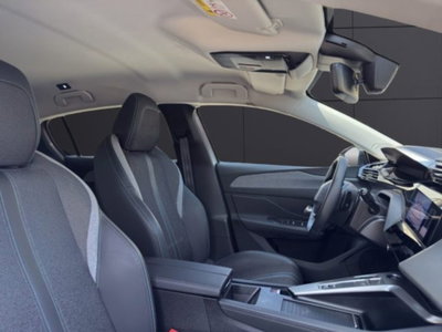 Peugeot 308 PureTech Turbo 130 S&S EAT8 Allure (18)